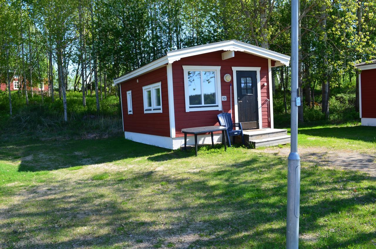 Отель Sikfors Konferens & Fritidsby Vargbacken Экстерьер фото