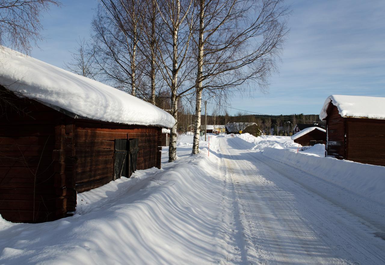 Отель Sikfors Konferens & Fritidsby Vargbacken Экстерьер фото